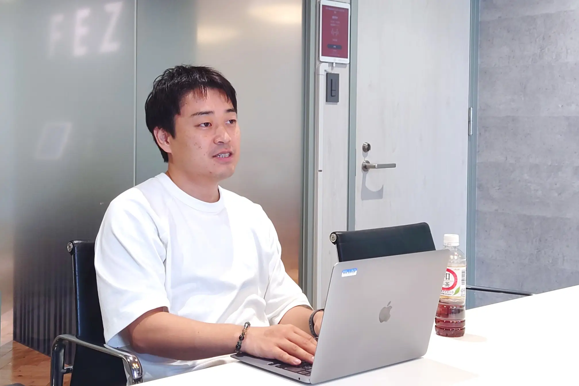 人の成長は十人十色。だからこそ、成長し続ける仕組みを~人事管掌取締役に聞く、フェズの人財育成~